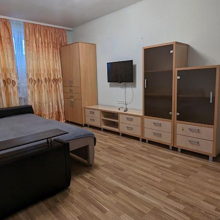 Уютно И По Домашнему Комфортно Студенческая 2К Кв Зубенко 19 Carcóvia Exterior foto